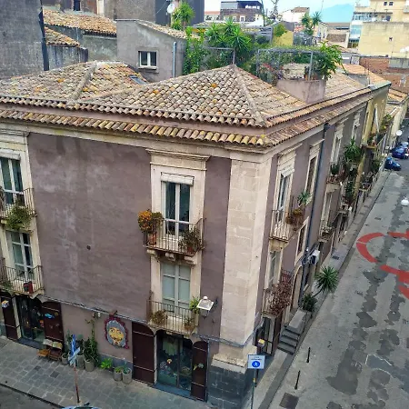 Apartment Tre Vie Con Terrazzo Giardino Pensile