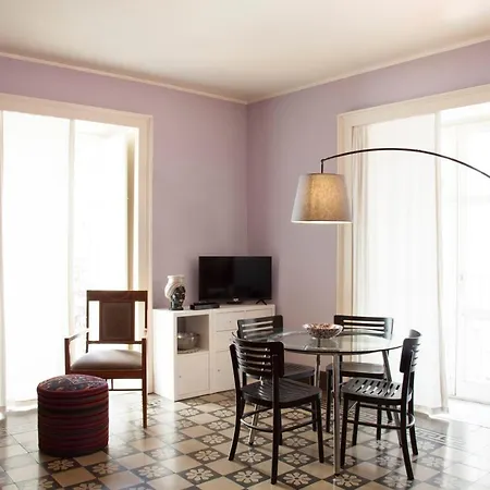Apartment Tre Vie Con Terrazzo Giardino Pensile