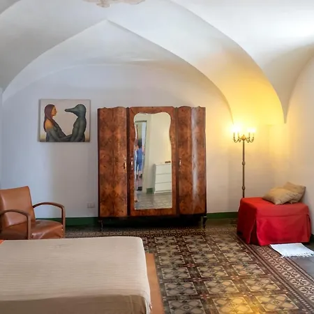 Apartment Tre Vie Con Terrazzo Giardino Pensile